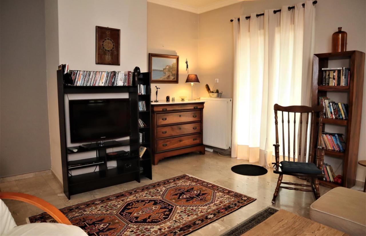 Amazing Penthouse In Ambelokipi Apartment *
